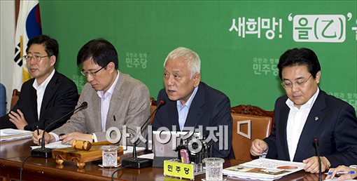 [포토]모두 발언하는 김한길 대표