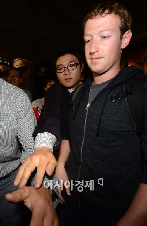 [포토]마크 저커버그, 박근혜 대통령 만나 무슨 이야기 나눌까