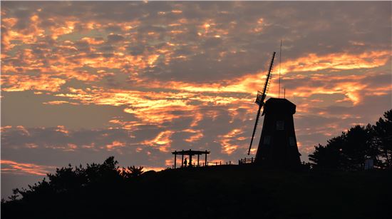 하늘·바다·땅 여명의 협주곡, 잊지못할 거제 해안도로