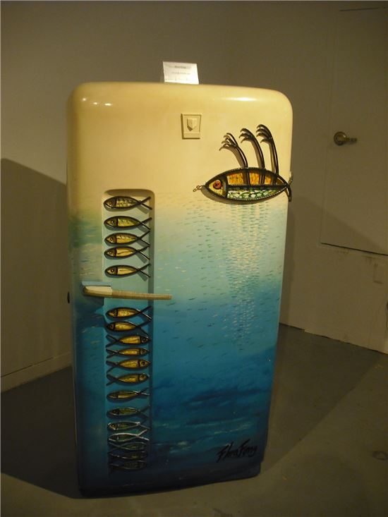 플로라 퐁(Flora Fong)作, '고도의 물고기', 2005~2006년.