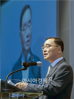 鄭 총리 "시민단체는 국정운영 핵심 파트너"…시민위 발족