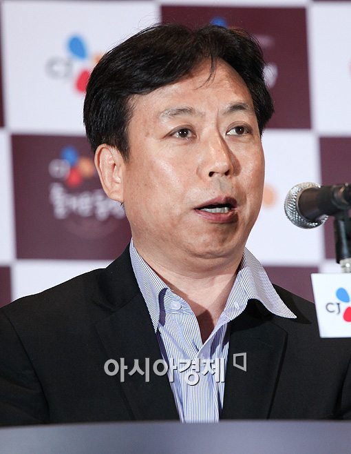 [포토]김의석 위원장 "영화산업 발전 함께 합시다"