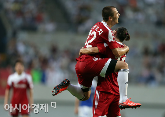 [포토] 보산치치 '데얀이 최고야'