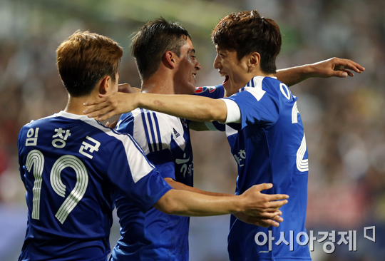 [포토] 이청용 '골은 항상 기뻐'