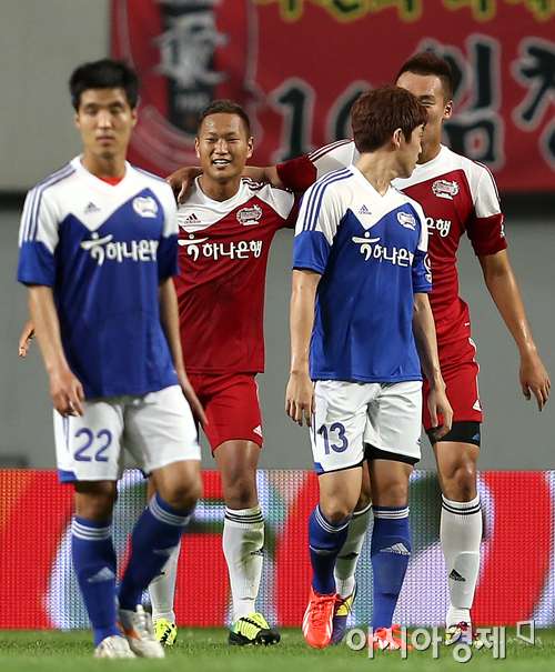 [포토] 정대세 '마무리는 내가'