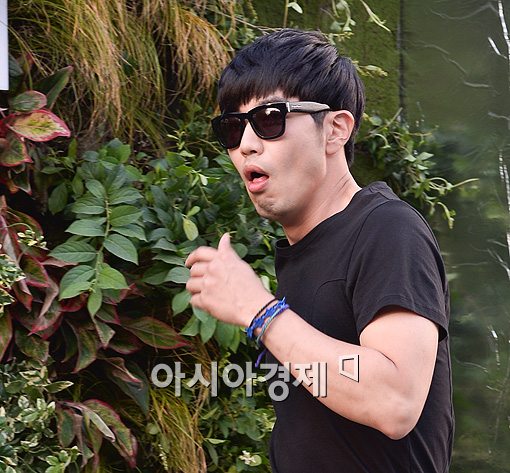 [포토]이종혁, 참을 수 없는 '기침'