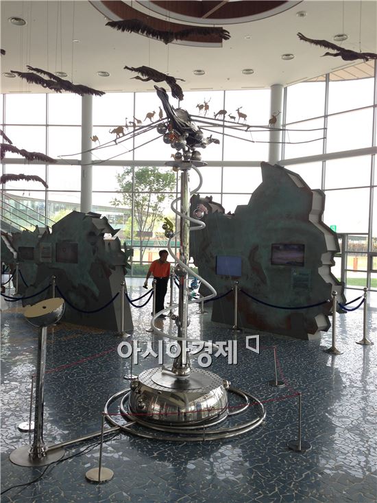 은상은 프로젝트그룹 퀀의 '두루미가 들려주는 동물이야기'