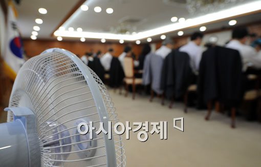 [포토]선풍기 국가정책조정회의 