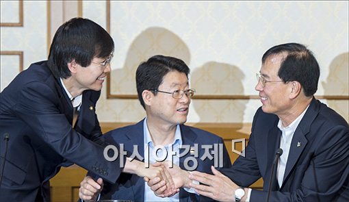 [포토]"민주당 의원님도 계시네"