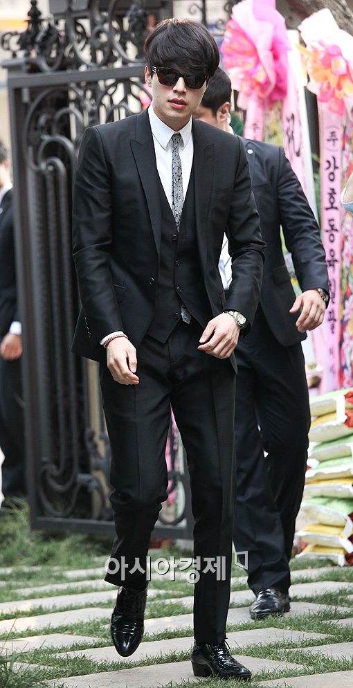 [포토]이동욱 "사회자로 왔어요"