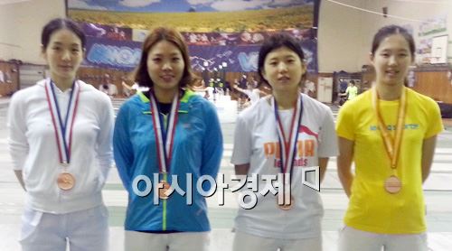 왼쪽부터 최다희, 서희, 권민아, 박혜진 선수.