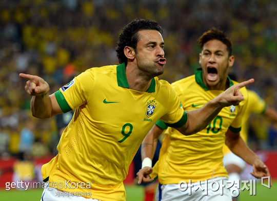 브라질, 스페인 3-0 꺾고 컨페드컵 3연패 달성