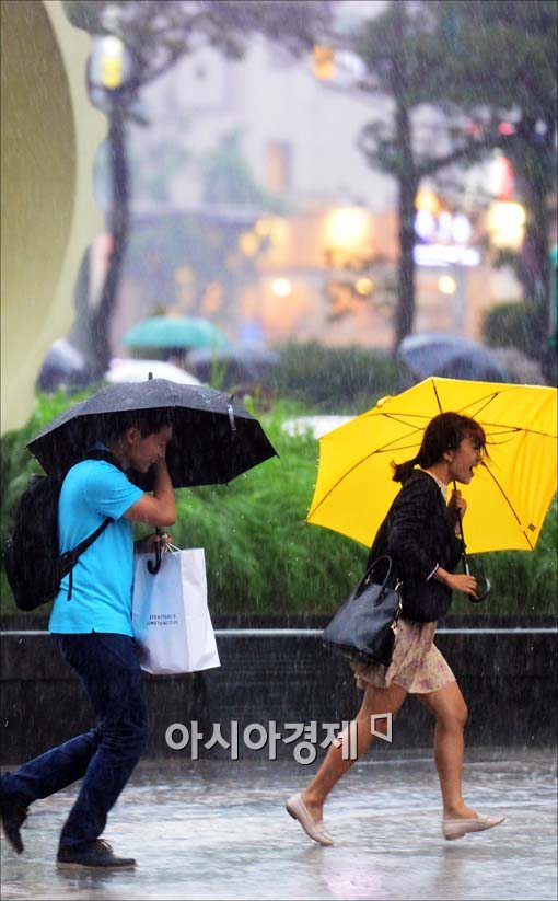 [포토]퇴근길 비바람