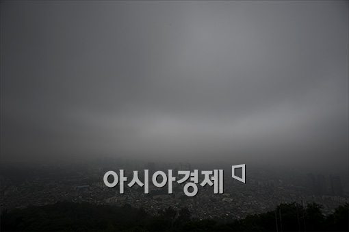 [포토]먹장구름 '장마본색'