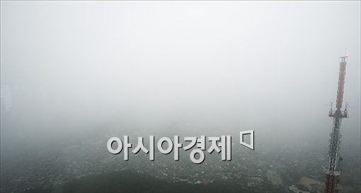 [포토]비구름에 잠긴 서울