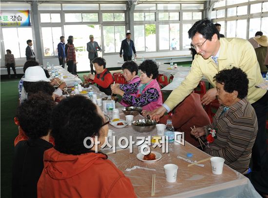 남원시 ‘120민원 봉사대’질 높은 서비스 고객 감동