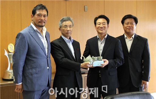 강진군, 스포츠마케팅 국제화 첫걸음