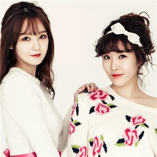 '다비치는 라디오를 사랑해?'… "TV 활동 대신 라디오 주력"