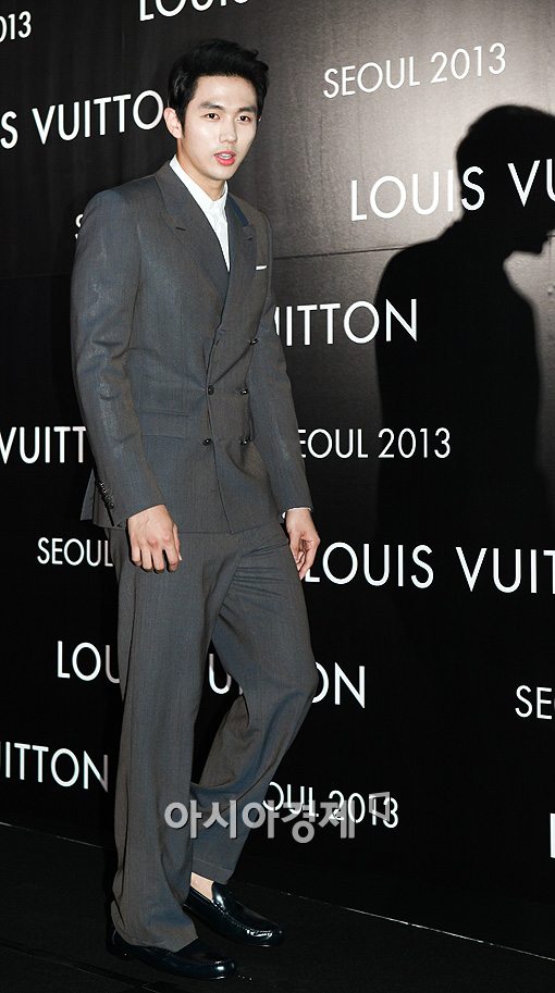 [포토]임슬옹, 보기만해도 떨리는 명품 기럭지