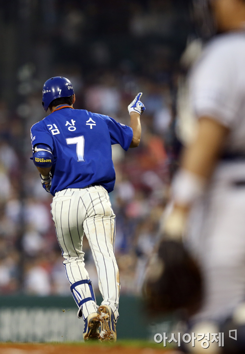 [포토] 김상수 '이틀 연속 담장 넘겼다'