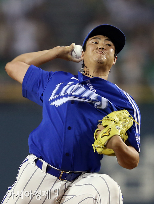 [포토] 삼성 안지만 역투