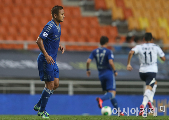 [포토] 정대세 '더는 못뛰겠어'