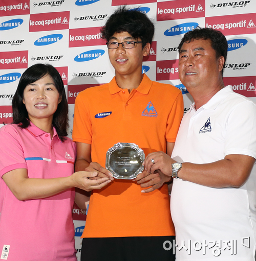 [포토] 정현 '준우승 기쁨 부모님과 함께'