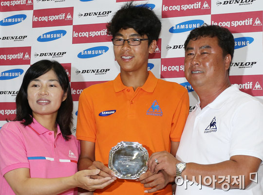 [포토] 윔블던 주니어 준우승 정현 '부모님 있었기에'