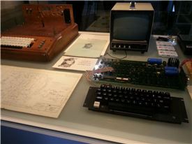 넥슨컴퓨터박물관에 소장된 '애플 I'