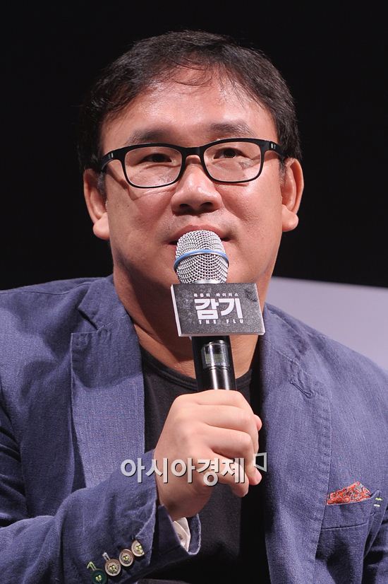 '감기' 김성수 감독 "10년 만에 복귀, 정말 행복하다"