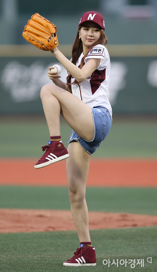 [포토] 달샤벳 수빈 '귀여움과 섹시함은 공존할 수 있다'