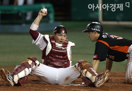 [포토] 허도환 '완벽하게 막아냈어'