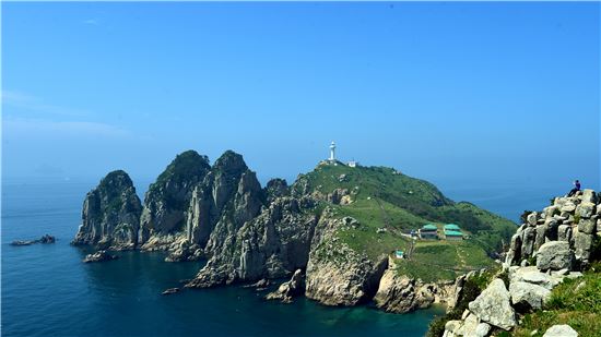 섬에서 섬으로 바다를 건너가다