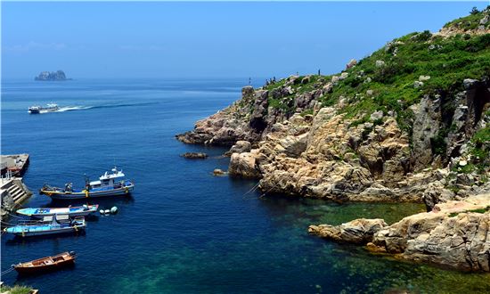 섬에서 섬으로 바다를 건너가다