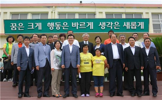 신안 비금 기숙형중학교 추진 중단