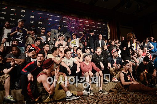 [포토]박재범, 전세계 비보이들과 함께!