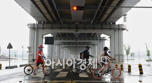 [포토]잠수교는 빨간불 
