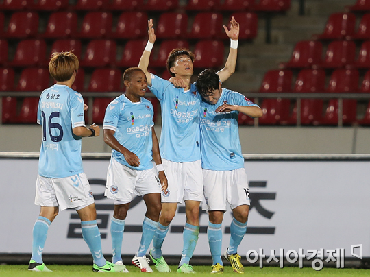 [포토] 대구 이지남 선제골 세레모니