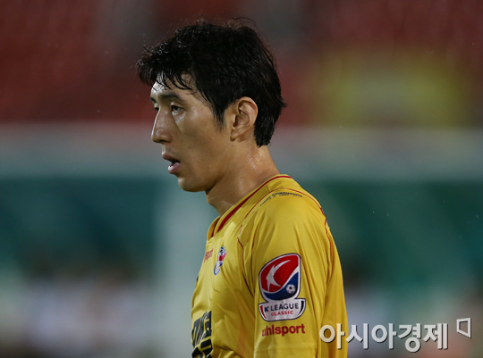 [포토] 김동섭 '골이 고프다'