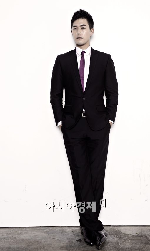 '푸른거탑' 김호창, 이 남자의 모든 것(인터뷰)