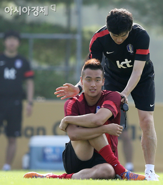 [포토] 스트레칭하는 김신욱