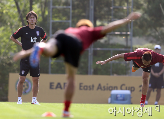 [포토] 홍명보 감독 '화려한 비상을 꿈꾸며'