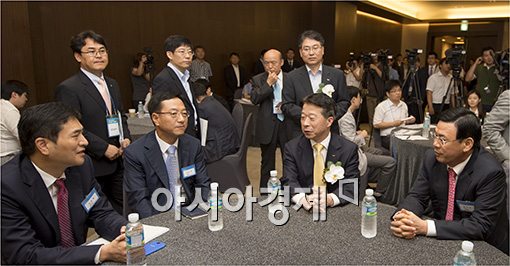 [포토]한자리에 모인 코넥스 상장기업 대표들