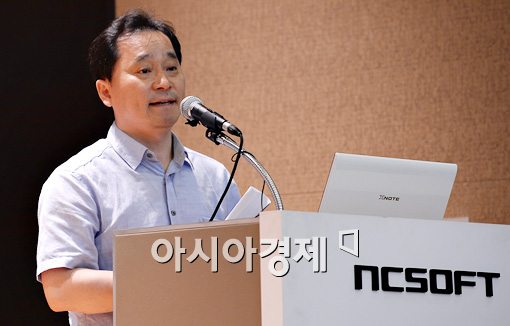 [포토]축사하는 김진규 한국콘텐츠진흥원 본부장