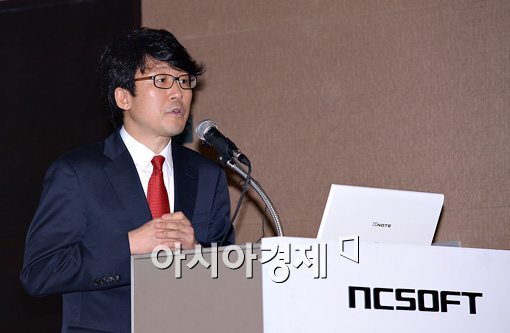 [포토]이인화 교수 "'스토리헬퍼'는 116,796건의 DB 요소로 구성"