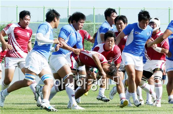 [포토]럭비공이 아나라 사람 잡아라