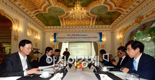 [포토]노대래 공정거래위원장, 첫 한-일 경쟁정책협의회 참석해 