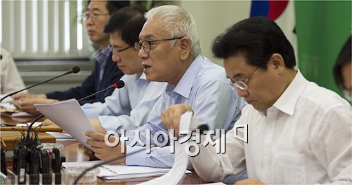 [포토]대화록 관련 발언하는 김한길 대표