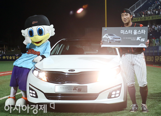 이스턴, 올스타전 4-2 역전승…전준우 미스터 올스타 