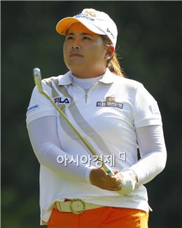  박인비가 마라톤클래식 둘째날 8번홀에서 샷을 하고 있다. 실베이니아(美 오하이오주)=Getty images/멀티비츠.